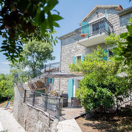 Villa Toscana With A Pool Тиват Экстерьер фото