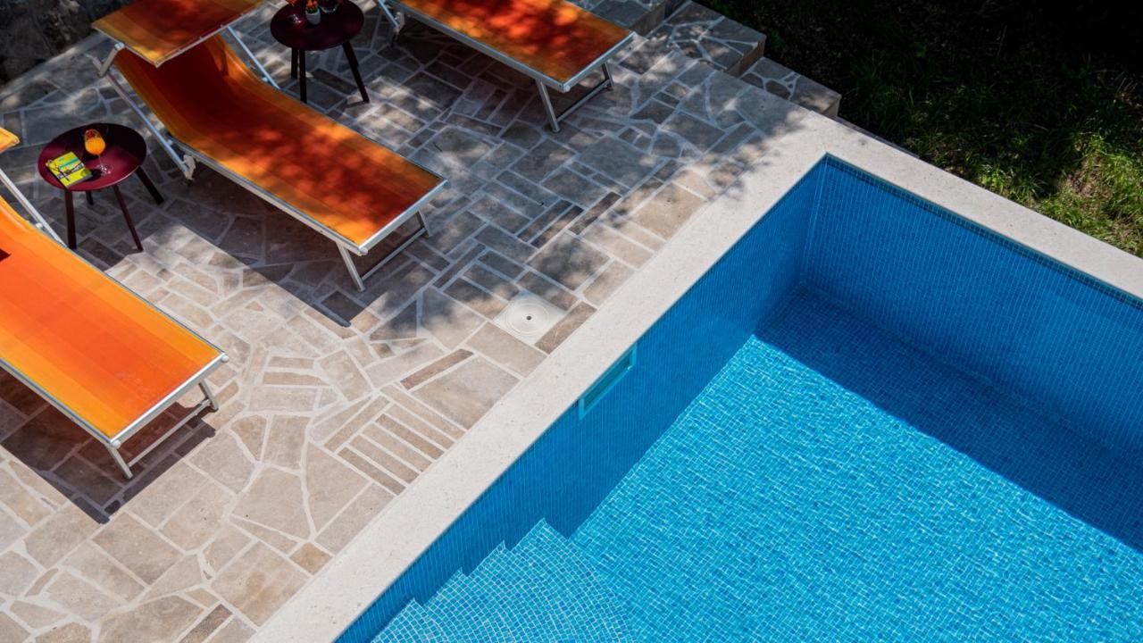 Villa Toscana With A Pool Тиват Экстерьер фото